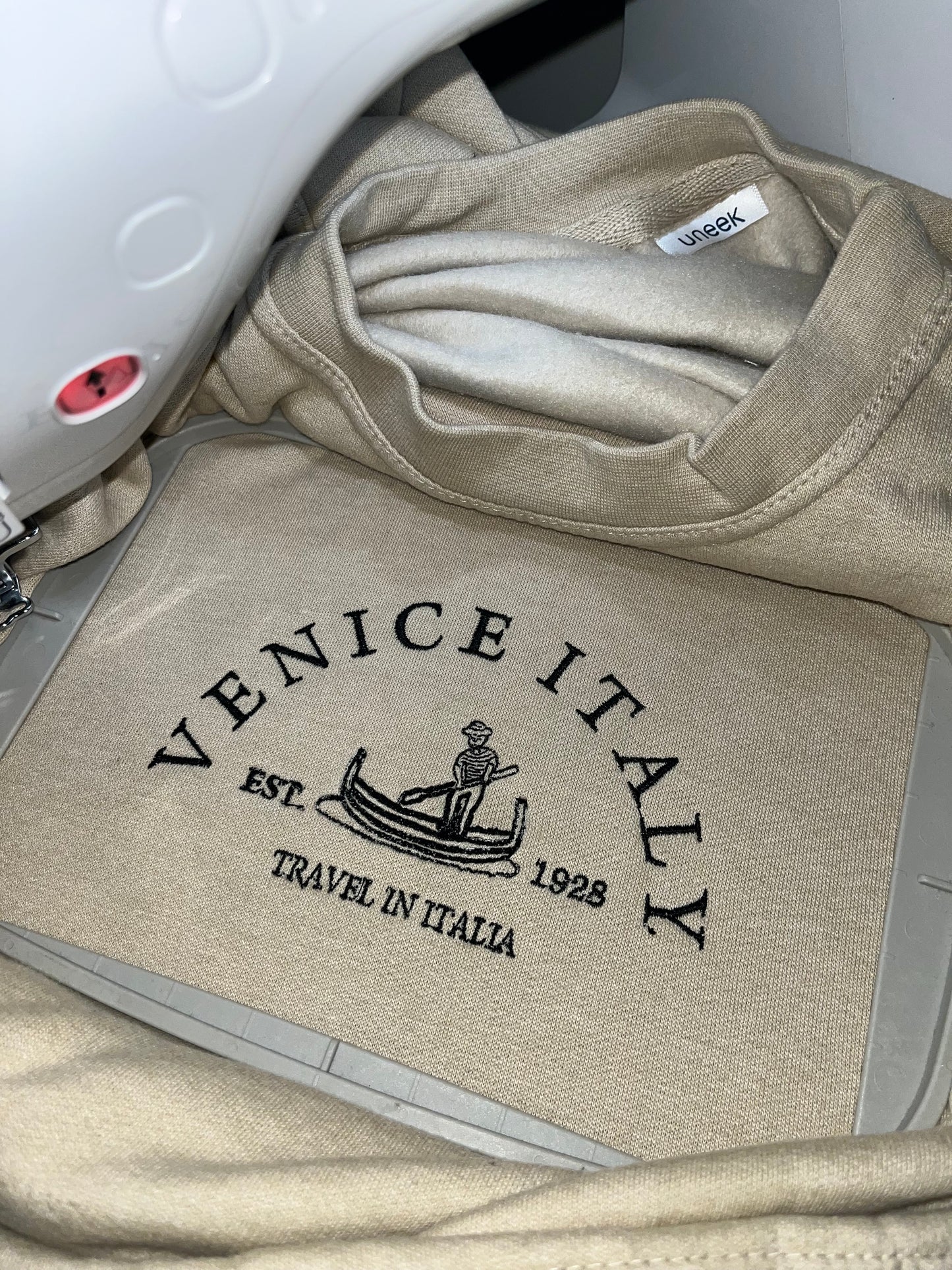 Venice Embroidery Sweatshirt